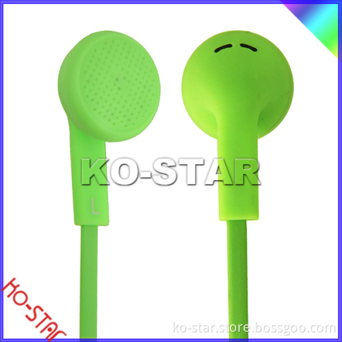 Classic Style Flat Cable Cheap Plastic Earphones with Remote Control for Smart Phone MP3 Music Player